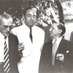 Portinari e seus amigos escritores: Graciliano Ramos, Pablo Neruda e Jorge Amado. Rio de Janeiro, 1952