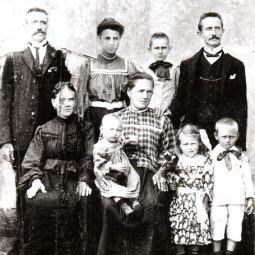 Família Portinari. Brodowski, 1908